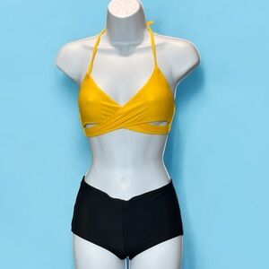 Two Piece Bikini &‎ Yellow & Black Small/XS Summer Beach Vacation